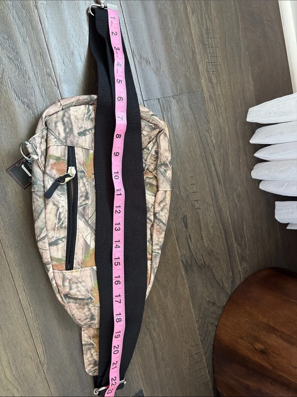 Beautiful Giant Unisex Camo Sling Bag,tactical,4 zipper,remove adjust strap,hunt